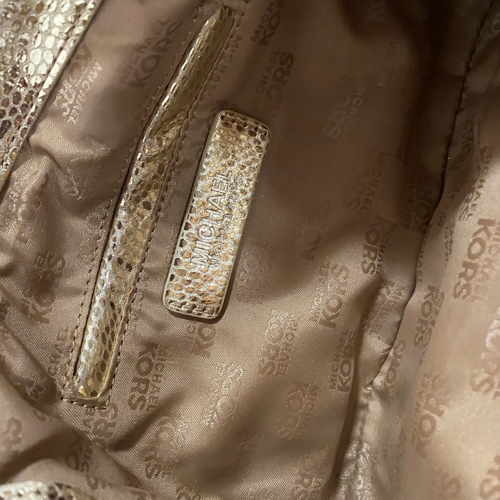 Michael Kors Shiny Metallic Gold Shoulder Bag Purse Excellent Condition - Picture 8 of 10